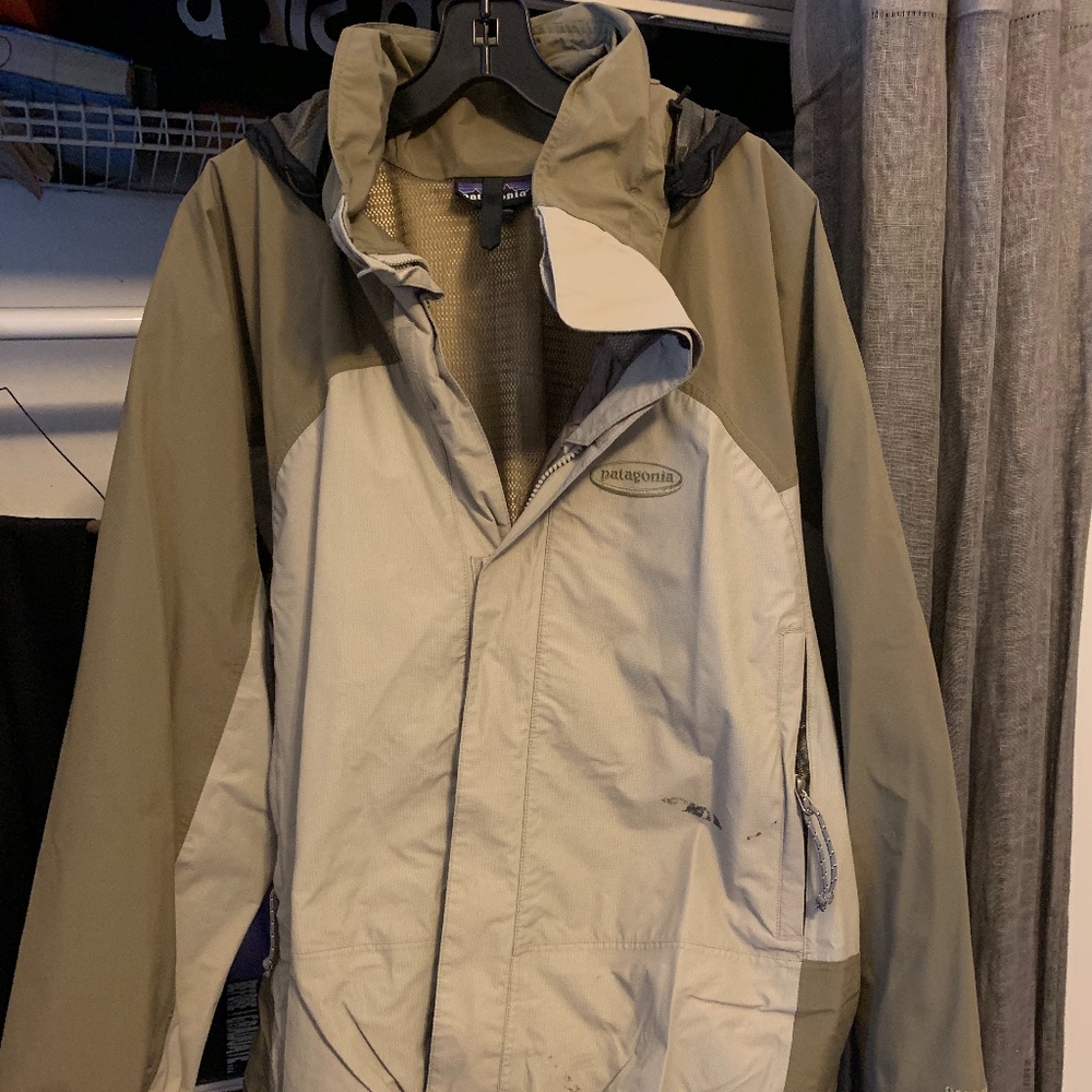 Men's Patagonia Rain Jacket